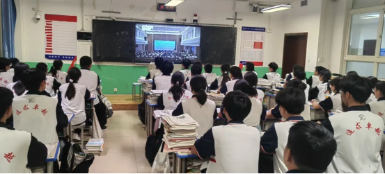 为进一步加强校园法治教育475.png